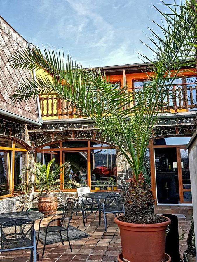 Motel Podkova Klobouky u Brna Eksteriør bilde